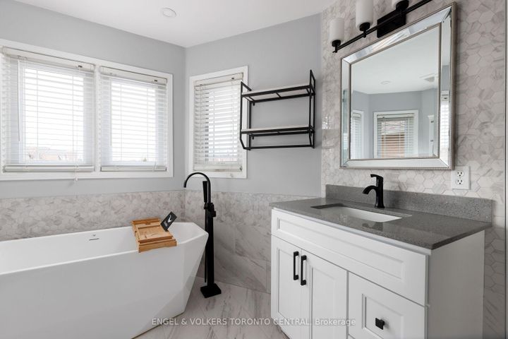 Photo 28 at 1539 Nipissing Court, Amberlea, Pickering