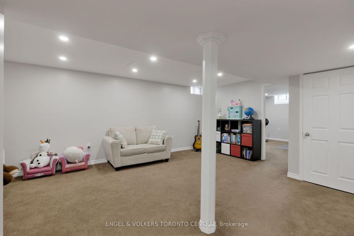 Photo 39 at 1539 Nipissing Court, Amberlea, Pickering