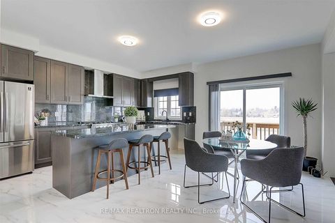 Photo 8 at 112 Connell Drive, Keswick North, Georgina