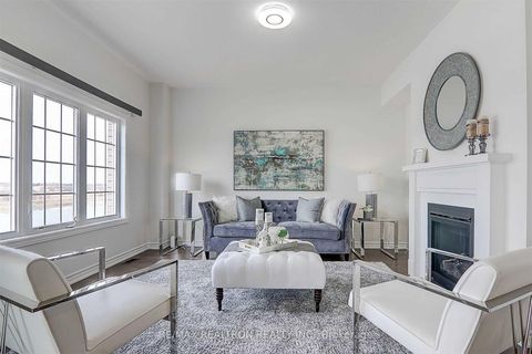 Photo 15 at 112 Connell Drive, Keswick North, Georgina