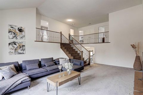 Photo 23 at 112 Connell Drive, Keswick North, Georgina