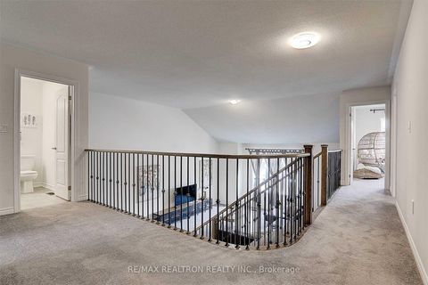 Photo 25 at 112 Connell Drive, Keswick North, Georgina