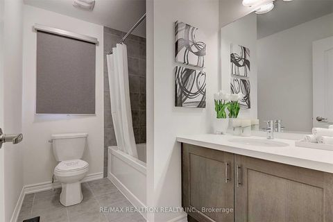 Photo 32 at 112 Connell Drive, Keswick North, Georgina