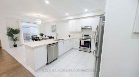 Photo 8 at 20 Paddington Grove, Rural Barrie Southwest, Barrie