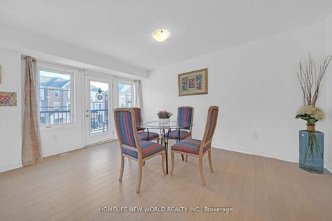 Photo 2 at 32 Fusilier Drive, Birchmount, Toronto