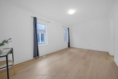 Photo 10 at 32 Fusilier Drive, Birchmount, Toronto