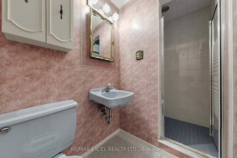 Photo 29 at 30 WAKEFIELD Crescent, L'Amoreaux, Toronto