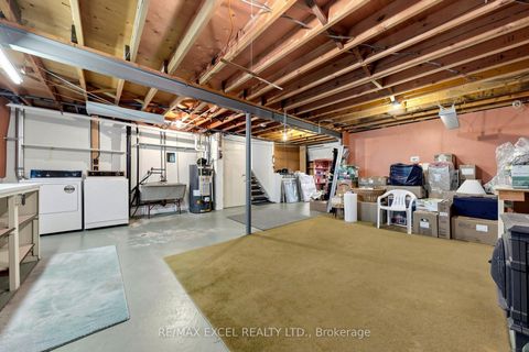 Photo 41 at 30 WAKEFIELD Crescent, L'Amoreaux, Toronto