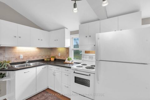 Photo 14 at 765 Churchill Lane, Historic Lakeshore Communities, Georgina