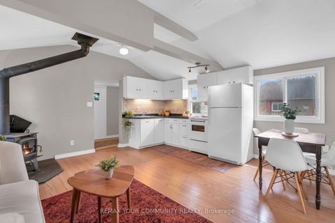 Photo 21 at 765 Churchill Lane, Historic Lakeshore Communities, Georgina