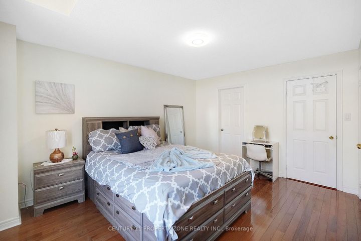 Photo 21 at 43 Alice Springs Crescent, Credit Valley, Brampton