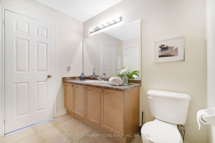 Photo 23 at 43 Alice Springs Crescent, Credit Valley, Brampton