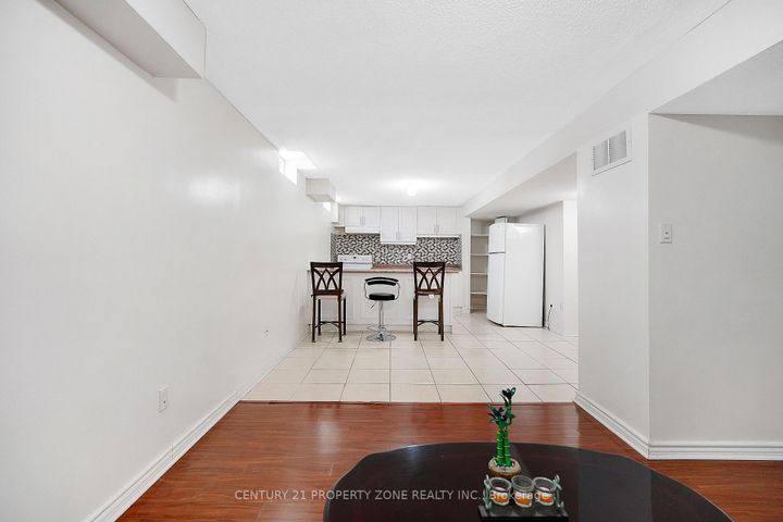 Photo 30 at 43 Alice Springs Crescent, Credit Valley, Brampton