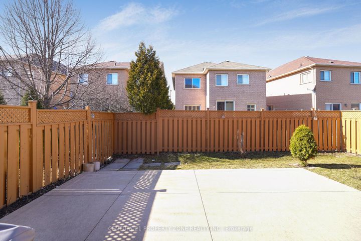 Photo 39 at 43 Alice Springs Crescent, Credit Valley, Brampton