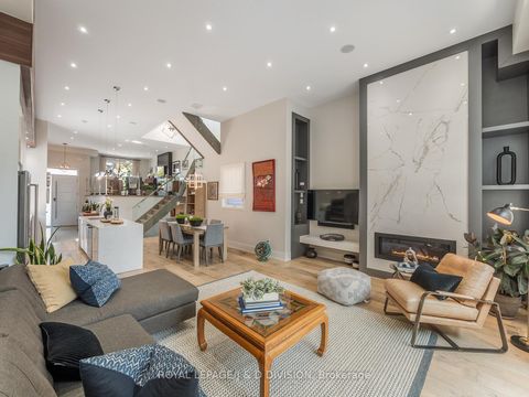 Photo 13 at 221 Virginia Avenue, Lumsden, Toronto