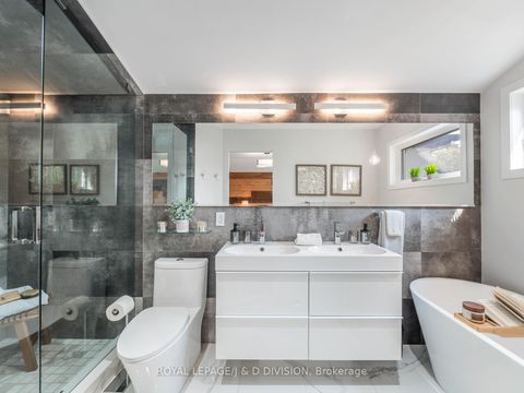 Photo 24 at 221 Virginia Avenue, Lumsden, Toronto