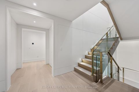 Photo 14 at 335 Lytton Boulevard, Lawrence Park South, Toronto