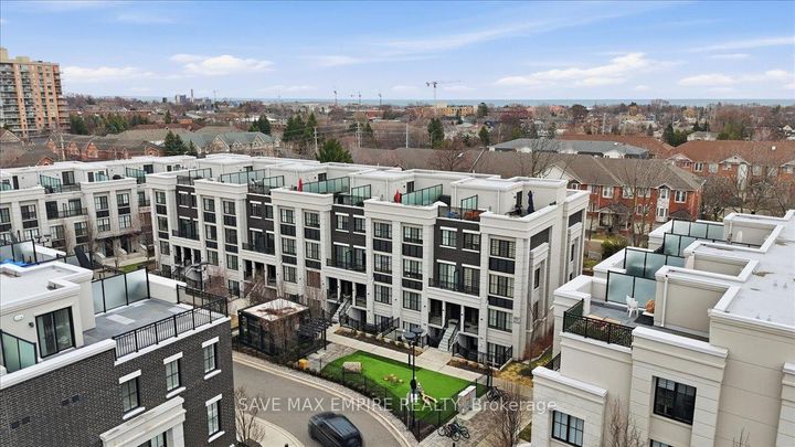 Photo 0 at 227 - 652 Cricklewood Drive, Mineola, Mississauga