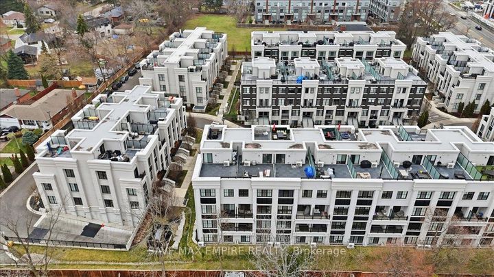 Photo 23 at 227 - 652 Cricklewood Drive, Mineola, Mississauga