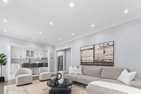 Photo 8 at 73 Crowther Drive, Woodland Hill, Newmarket