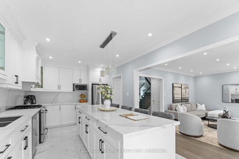 Photo 16 at 73 Crowther Drive, Woodland Hill, Newmarket