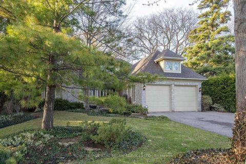Photo 2 at 100 Rathburn Road, Rosethorn, Toronto