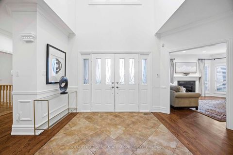 Photo 3 at 100 Rathburn Road, Rosethorn, Toronto