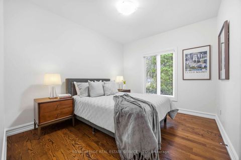 Photo 20 at 100 Rathburn Road, Rosethorn, Toronto