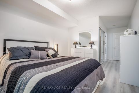 Photo 15 at 210 - 61 Town Centre Court, Bendale, Toronto