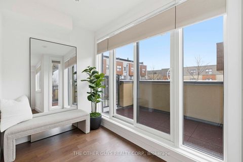 Photo 12 at 18 - 9R Clintwood Gate, Donalda, Toronto