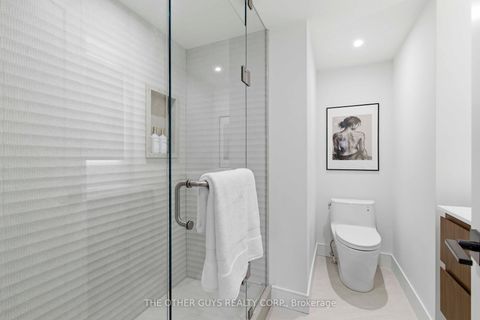 Photo 15 at 18 - 9R Clintwood Gate, Donalda, Toronto