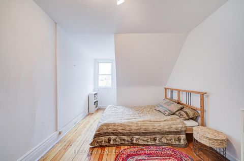 Photo 12 at 617 Clinton Street, Annex, Toronto