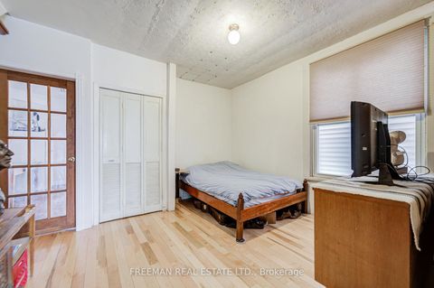 Photo 17 at 617 Clinton Street, Annex, Toronto