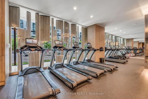 Photo 26 at 611 - 27 Bathurst Street, Waterfront Communities C1, Toronto