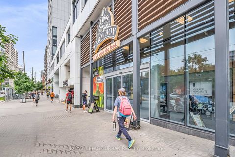 Photo 39 at 611 - 27 Bathurst Street, Waterfront Communities C1, Toronto