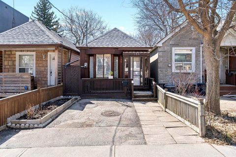Photo 0 at 186 Cedric Avenue, Oakwood Village, Toronto