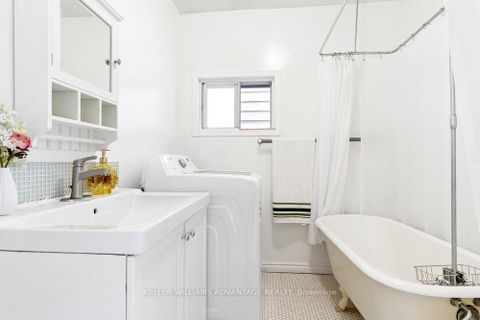 Photo 12 at 186 Cedric Avenue, Oakwood Village, Toronto