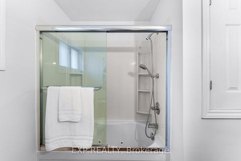 Photo 17 at 16 Lorne Street, Sutton & Jackson's Point, Georgina