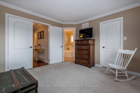 Photo 21 at 30 Birkhall Place N, Shore, Barrie