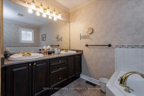 Photo 22 at 30 Birkhall Place N, Shore, Barrie