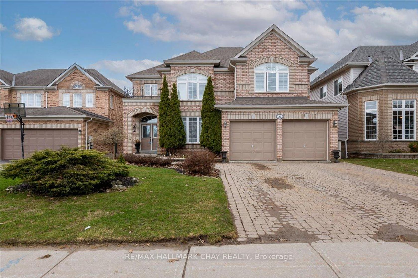 30 Birkhall Place N, Shore, Barrie photo number 2