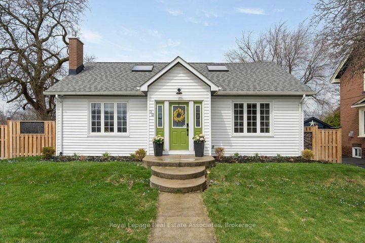 Photo 0 at 32 Craig Street, Downtown Brampton, Brampton