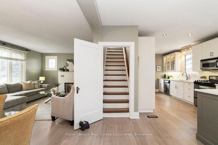 Photo 16 at 32 Craig Street, Downtown Brampton, Brampton