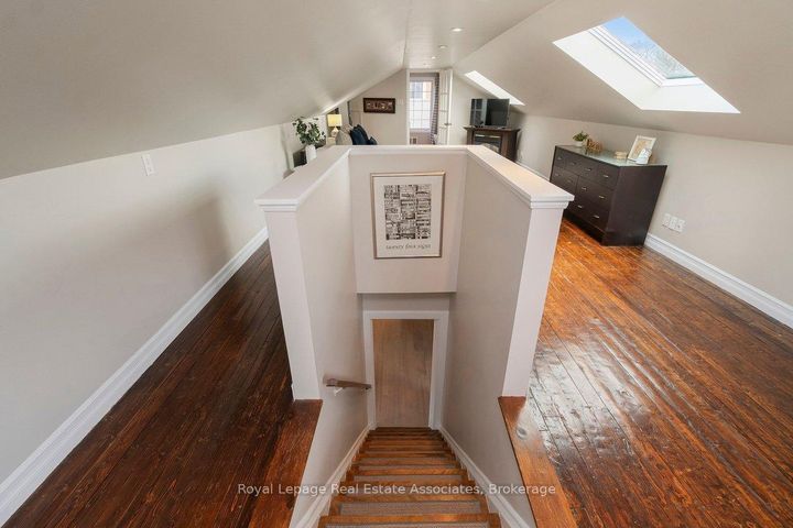 Photo 17 at 32 Craig Street, Downtown Brampton, Brampton