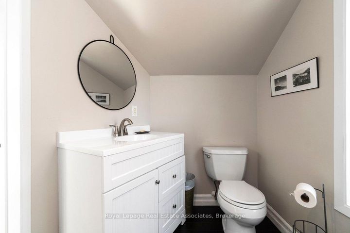 Photo 20 at 32 Craig Street, Downtown Brampton, Brampton