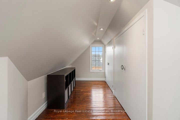 Photo 22 at 32 Craig Street, Downtown Brampton, Brampton