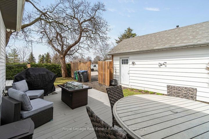 Photo 38 at 32 Craig Street, Downtown Brampton, Brampton