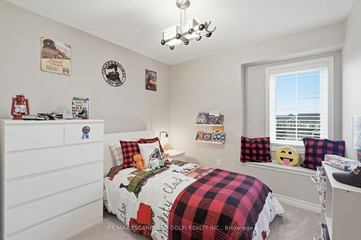 Photo 21 at 15 - 230 Avonsyde Boulevard, Waterdown, Hamilton