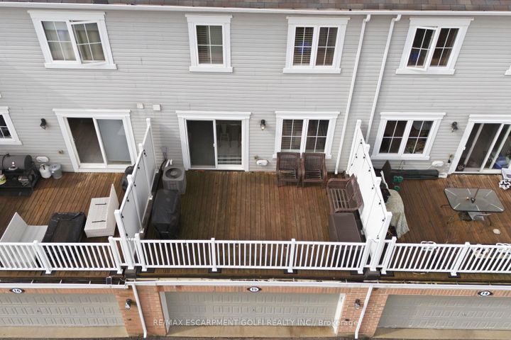 Photo 28 at 15 - 230 Avonsyde Boulevard, Waterdown, Hamilton