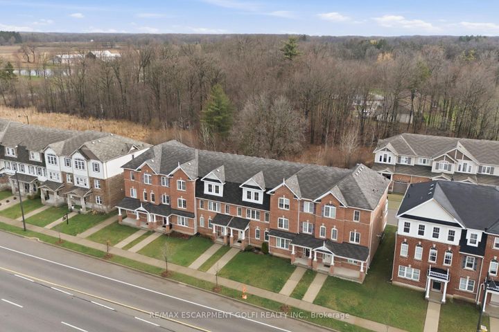 Photo 30 at 15 - 230 Avonsyde Boulevard, Waterdown, Hamilton